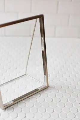 DIY Antique Glass Photo Frame