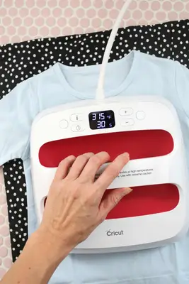 Create Your Own Holiday Pajamas!