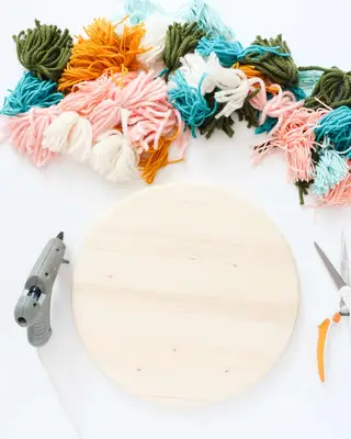 DIY Faux Latch Hook Wall Hanging