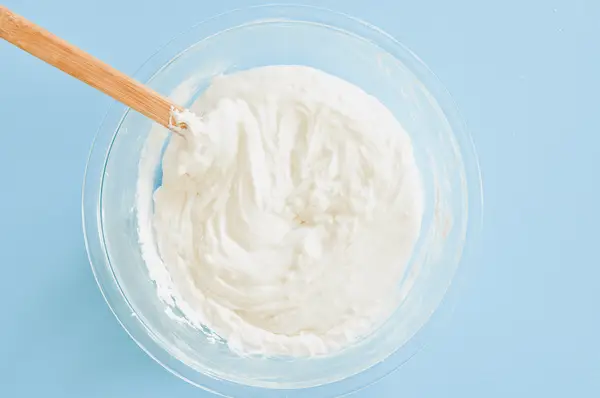 Make Your Own Bubble Bath Bars (click through for tutorial)