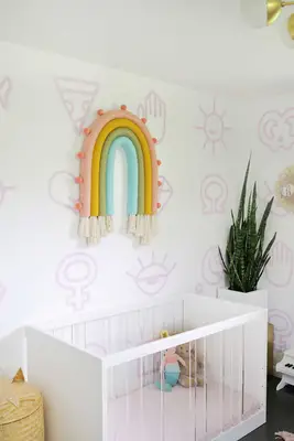 Oversized Rainbow Wall Hanging DIY!