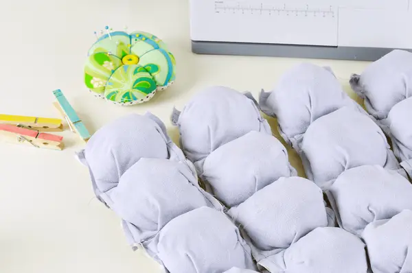 Make Your Own Puff Quilted Pillow Cover