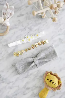 Diel de diadema de bebé (¡3 maneras y sin coser!)