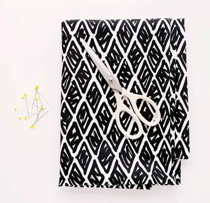 DIY Modern Table Runner