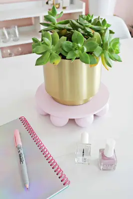 Wooden Ball Plant Stand DIY