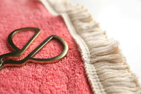 Round Beach Towel DIY