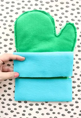 DIY Cactus Oven Mitts