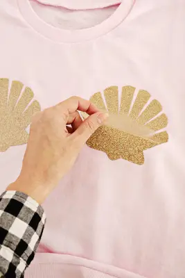 Mermaid Shell Sweatshirt DIY