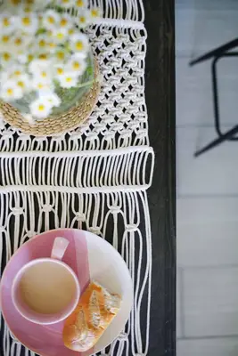 Simple Macrame Table Runner DIY