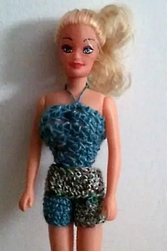 top de crochê e shorts para barbie