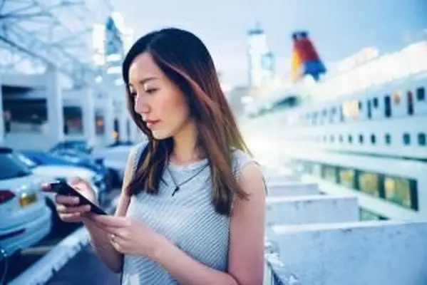 הסעה ממסוף ספינות השייט בפורט לודרדייל