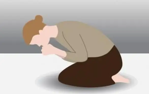 찬양 춤은 무릎을 꿇는 활을 움직입니다