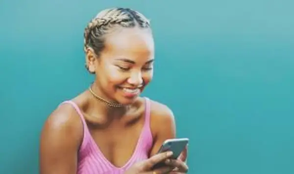 איך לפלרטט על טקסט: דוגמאות חמודות וחכמות