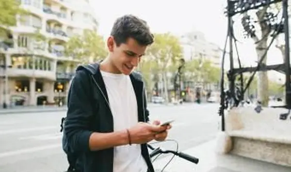 כיצד לאשר תאריך ובכל זאת להישמע מזדמנים