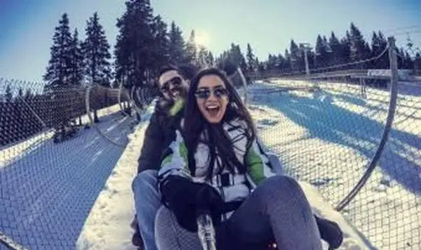 Diversão de inverno no bobsled