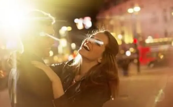 늦은 밤 데이트를위한 13 가지 깔끔한 아이디어