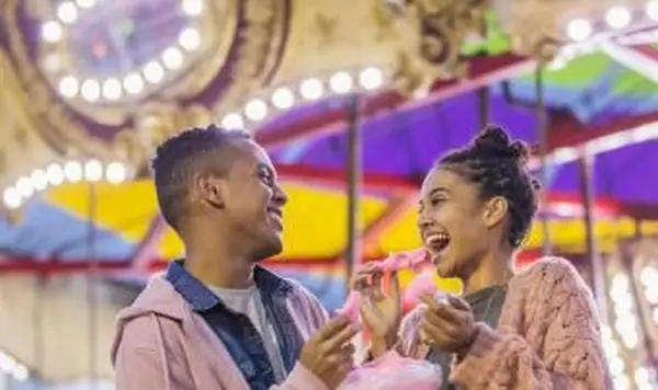 季節ごとの60の絶対確実なセカンドデートのアイデア