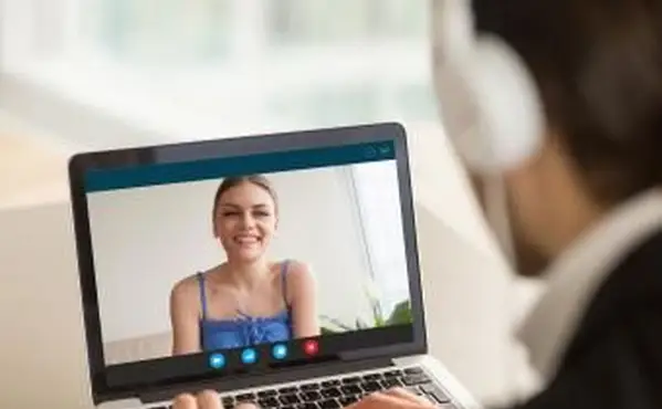 6 אתרי חינם והנחיות להיכרויות במצלמות רשת