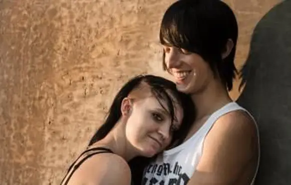 5 sites de namoro emo