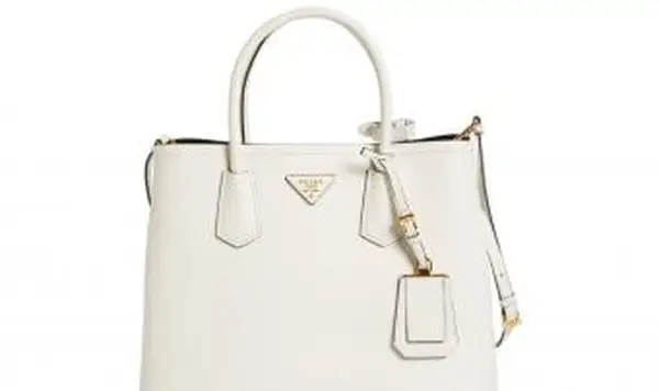 プラダの財布はいくらですか？人気のあるスタイルのコスト