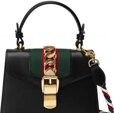Bolso de hombro de cuero Gucci Mini Sylvie