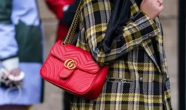 sac Gucci matelassé rouge