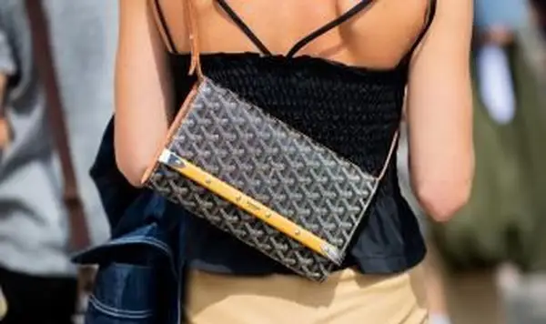 Maneiras simples de identificar uma bolsa Goyard falsa