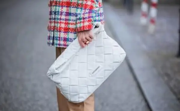 Embreagem Karl Lagerfeld