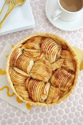 baked apple tart