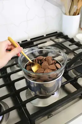 melting chocolate for chocolate covered strawberries