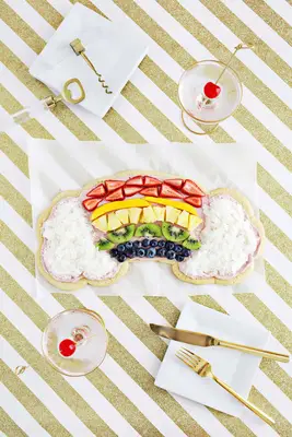 Rainbow Fruit Pizza!