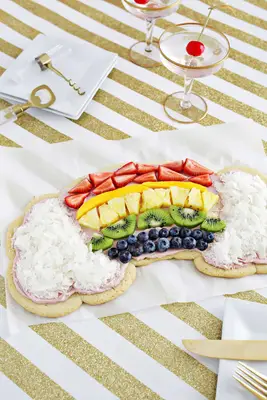 Rainbow Fruit Pizza!