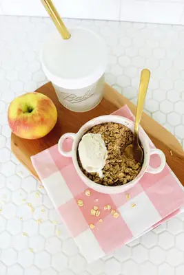 5-Minute Apple Crisp (For One!)