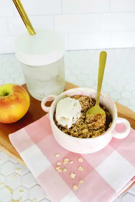 5-Minute Apple Crisp (For One!)