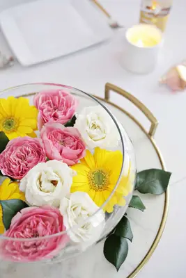 簡単なフローティングフローラルアレンジメントDIY