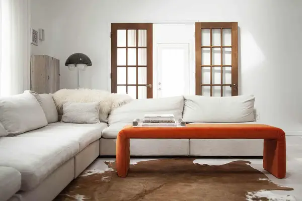 DIY Upholstered Waterfall Bench