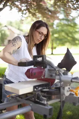 DIY Upholstered Waterfall Bench