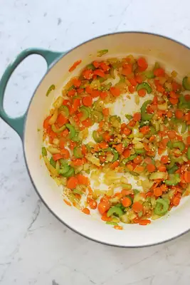 rotisserie chicken noodle soup ingredients