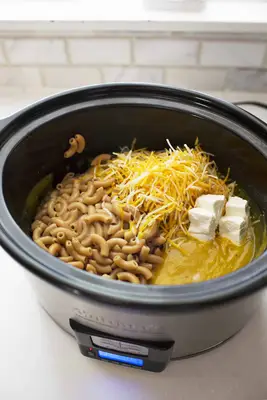 Creamy Crock Pot Butternut Mac & Cheese