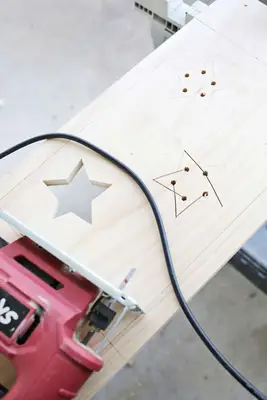 Ikea Hack: Star Toddler Learning Tower DIY