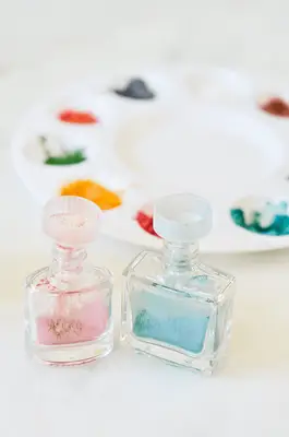 Make Your Own Custom Color Nail Polish