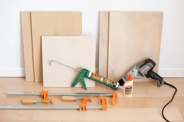 How to Make Mirrored Side Tables