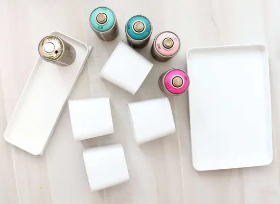 Make-a-Colorful-Indoor-Herb-Garden-click-through-for-tutorial_