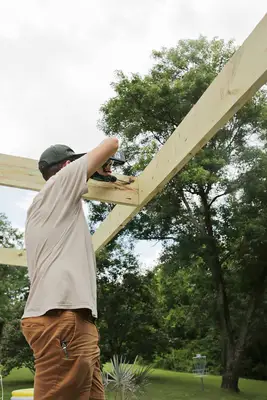 Mid-Century Pergola DIY