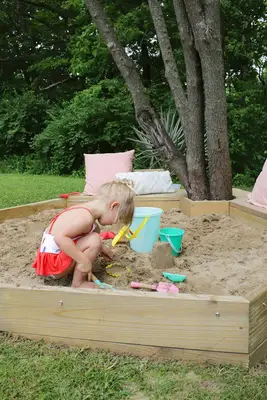 Hexagon Sandbox DIY (With Built-In Benches!)