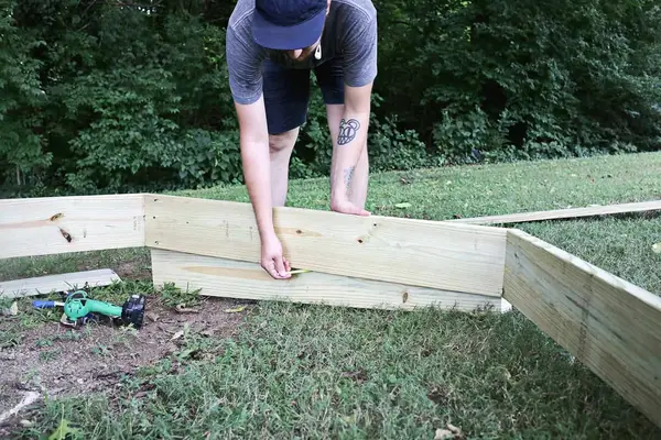 Hexagon Sandbox DIY (With Built-In Benches!)