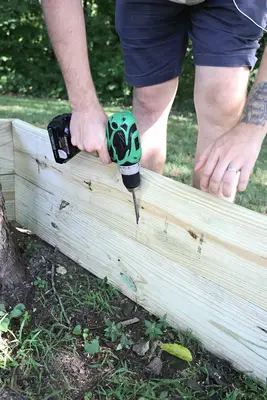 Hexagon Sandbox DIY (With Built-In Benches!)