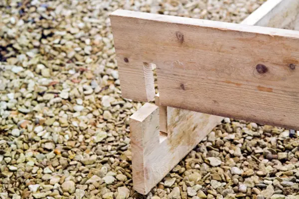 Making a raised bed - slotting he wood together