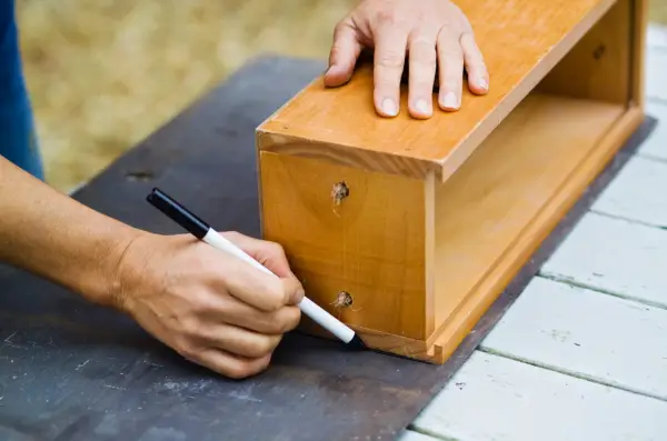 Make your own slate planter - measuring the slate