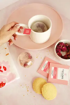 tea bombs with flowers inside